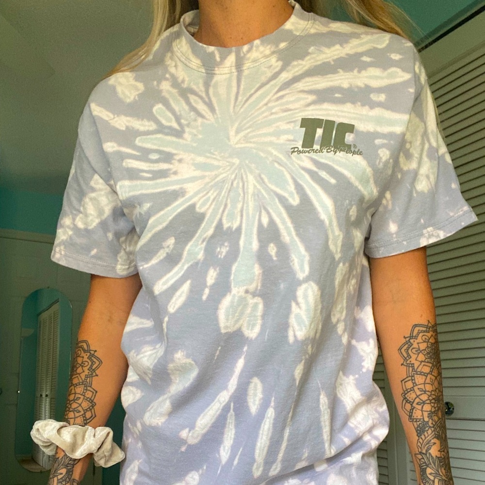 BLUE DYED TEE